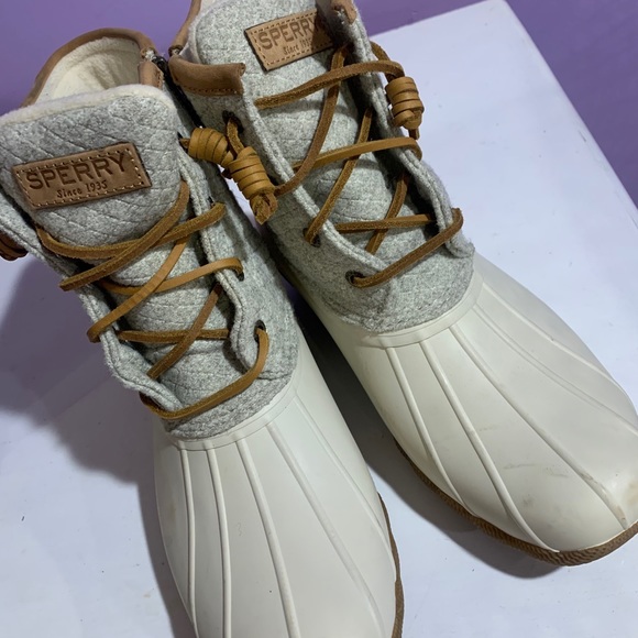 Sperry Duck Boots - Picture 1 of 3